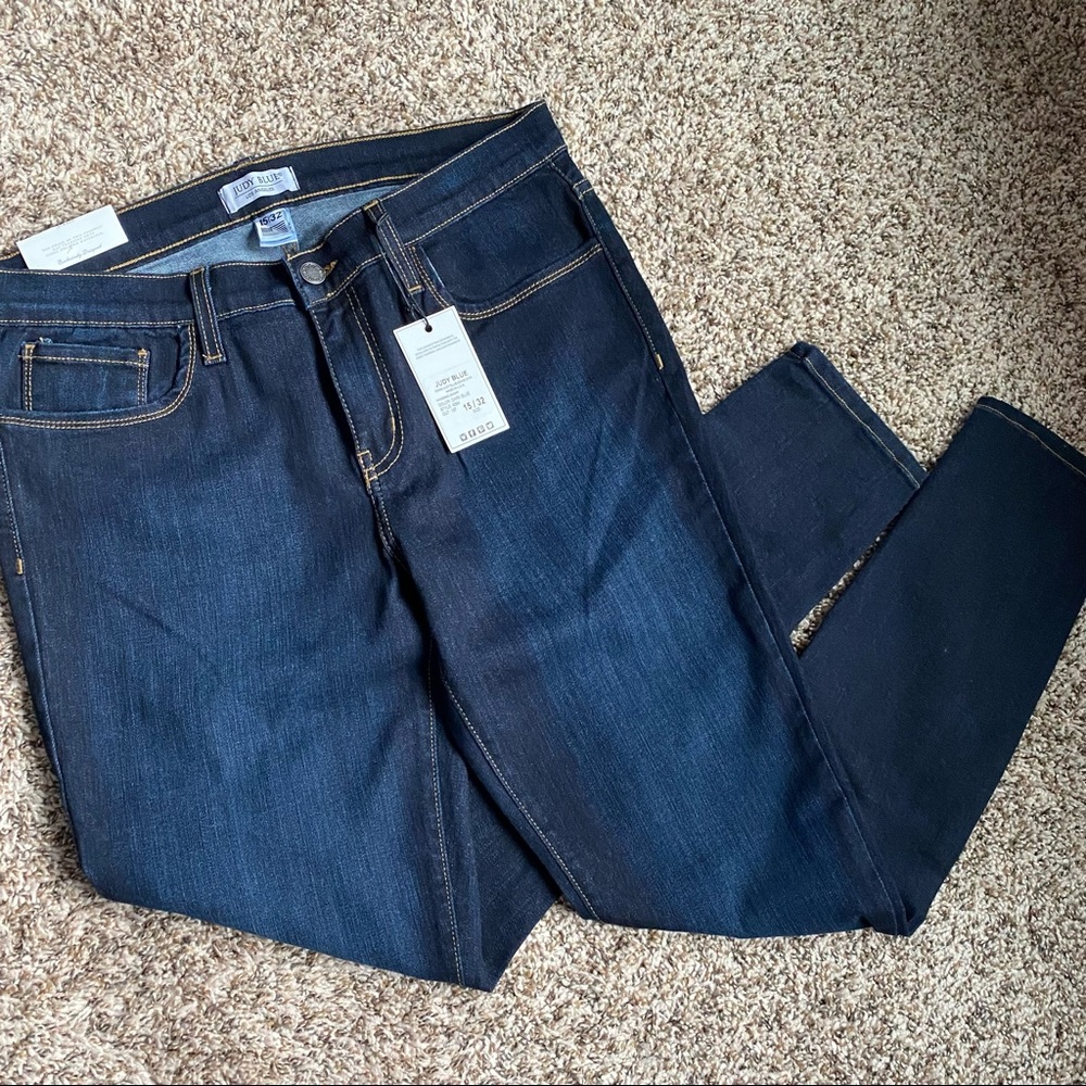 Judy Blue Handsand Skinny Jeans